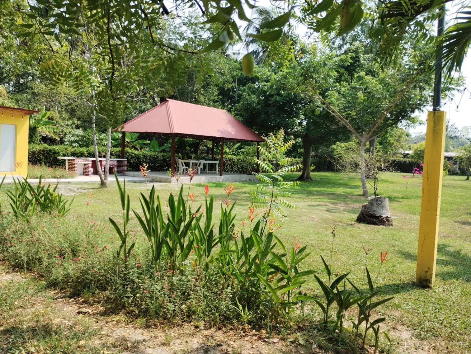 Garden Suites Comalcalco Bagian luar foto