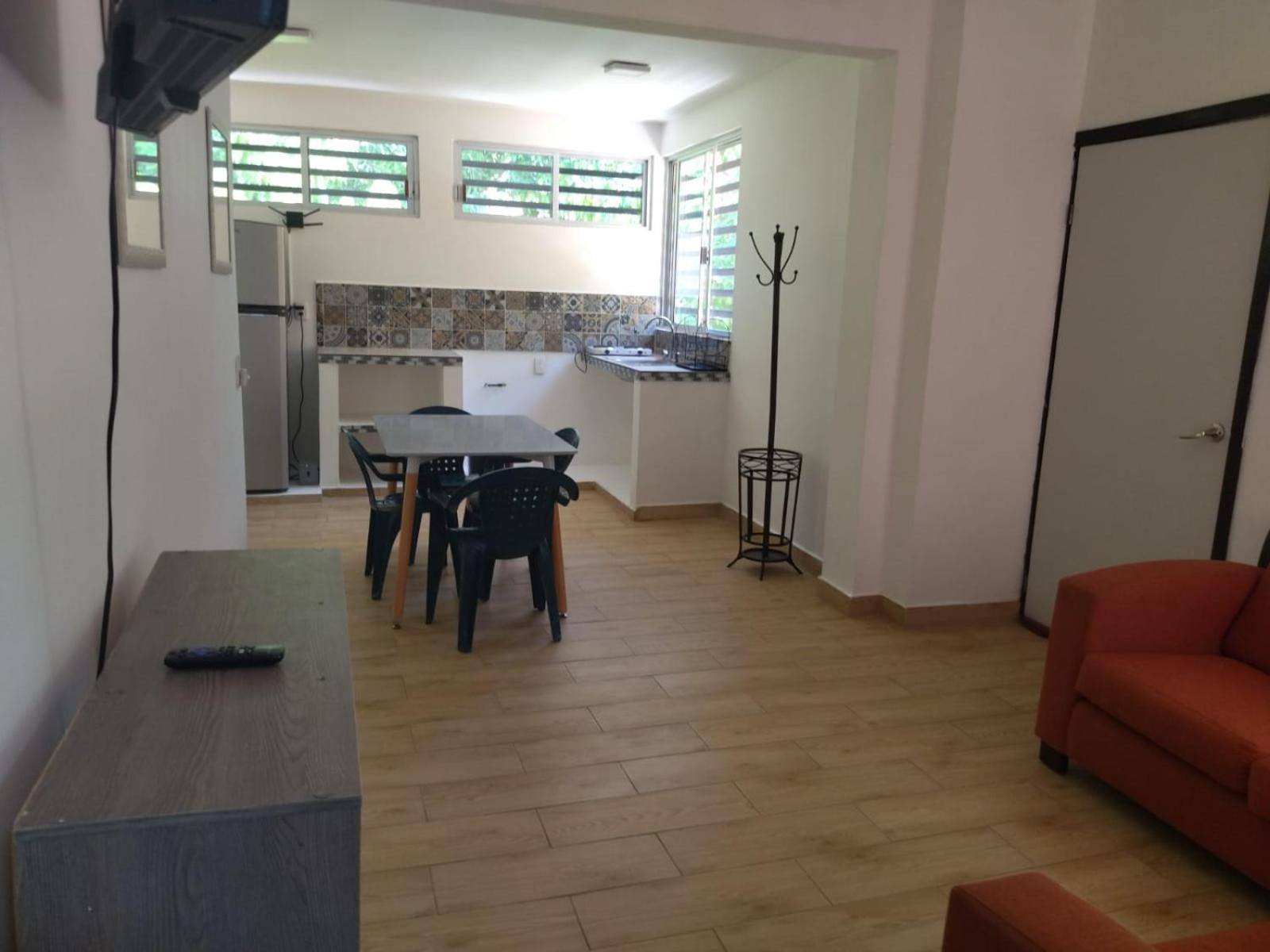 Garden Suites Comalcalco Bagian luar foto