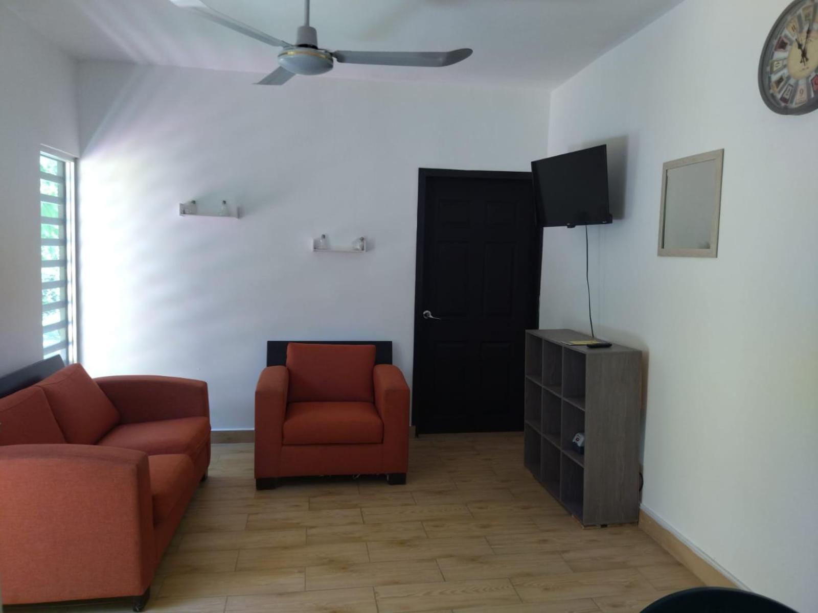 Garden Suites Comalcalco Bagian luar foto